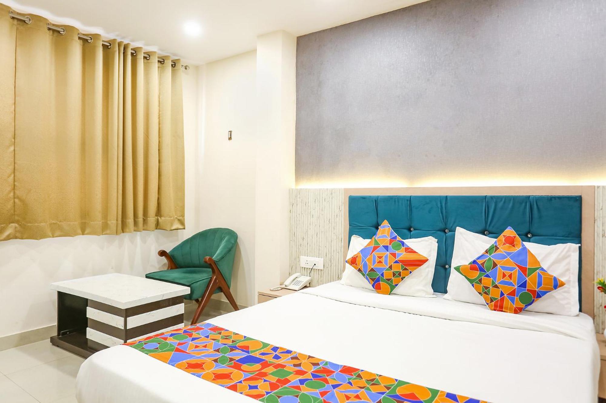 Fabhotel Hari Kunj 900 M From Kashi Vishwanath Temple Βαρανάσι Εξωτερικό φωτογραφία