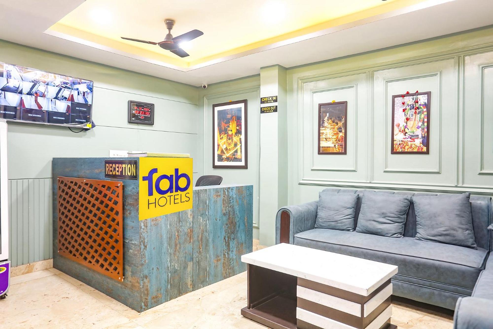 Fabhotel Hari Kunj 900 M From Kashi Vishwanath Temple Βαρανάσι Εξωτερικό φωτογραφία